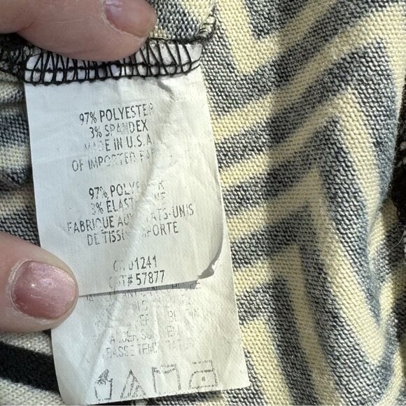 Black And Beige Herring Bone Cardigan With Leather Buckle Made In USA Size XL - Picture 6 of 13